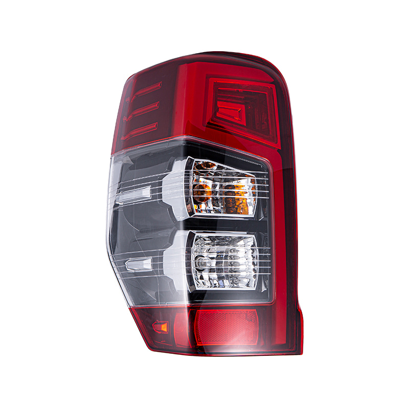 Lámpara trasera L200 de alta gama XT-18L200-003 2019