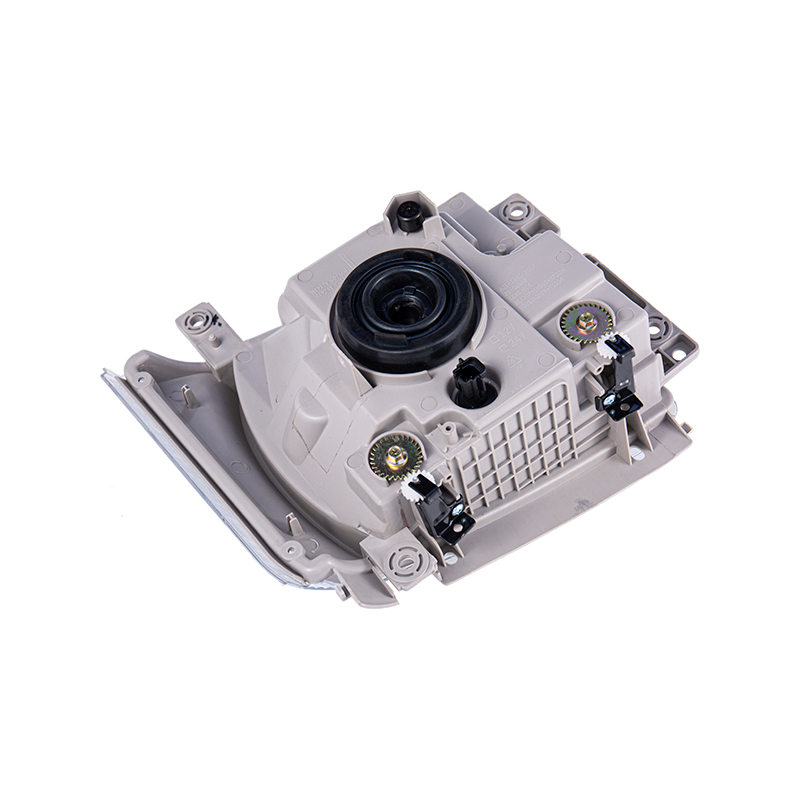 Faros delanteros con marca E XT-700P-001