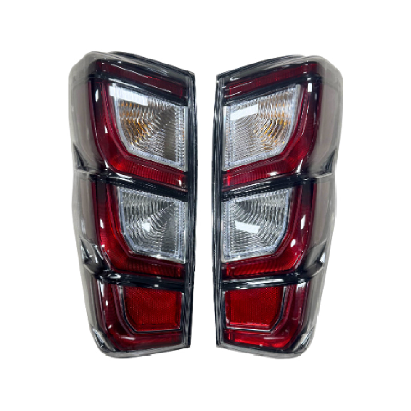 Lámpara trasera DMAX 2024 XT-24DMAX-003